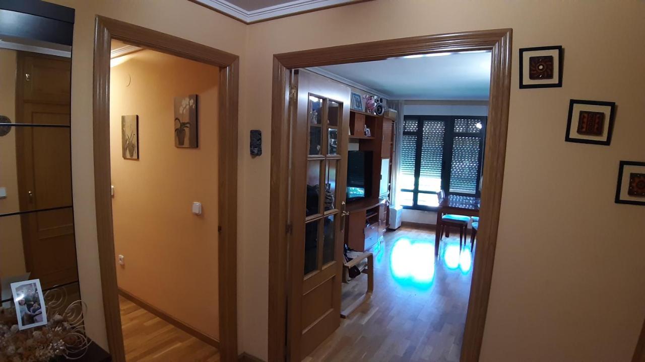 Piso Tranquilo Ponferrada Apartment Luaran gambar