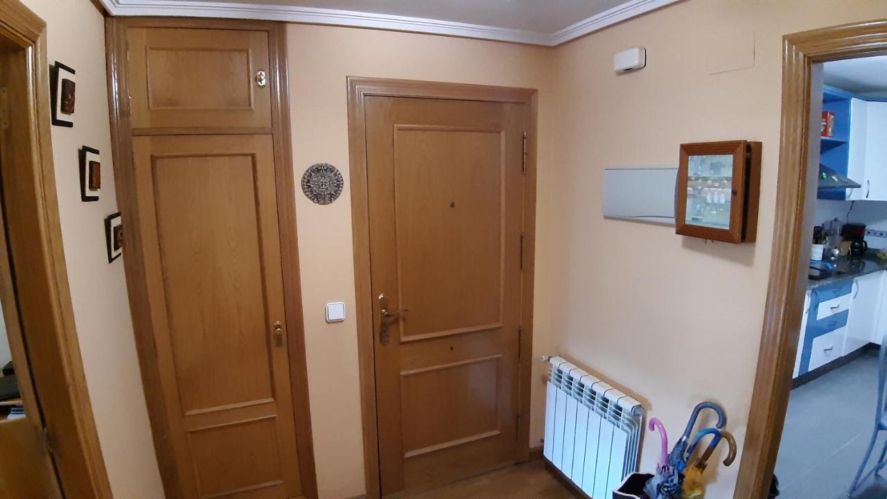 Piso Tranquilo Ponferrada Apartment Luaran gambar
