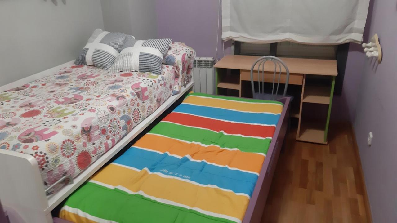 Piso Tranquilo Ponferrada Apartment Luaran gambar