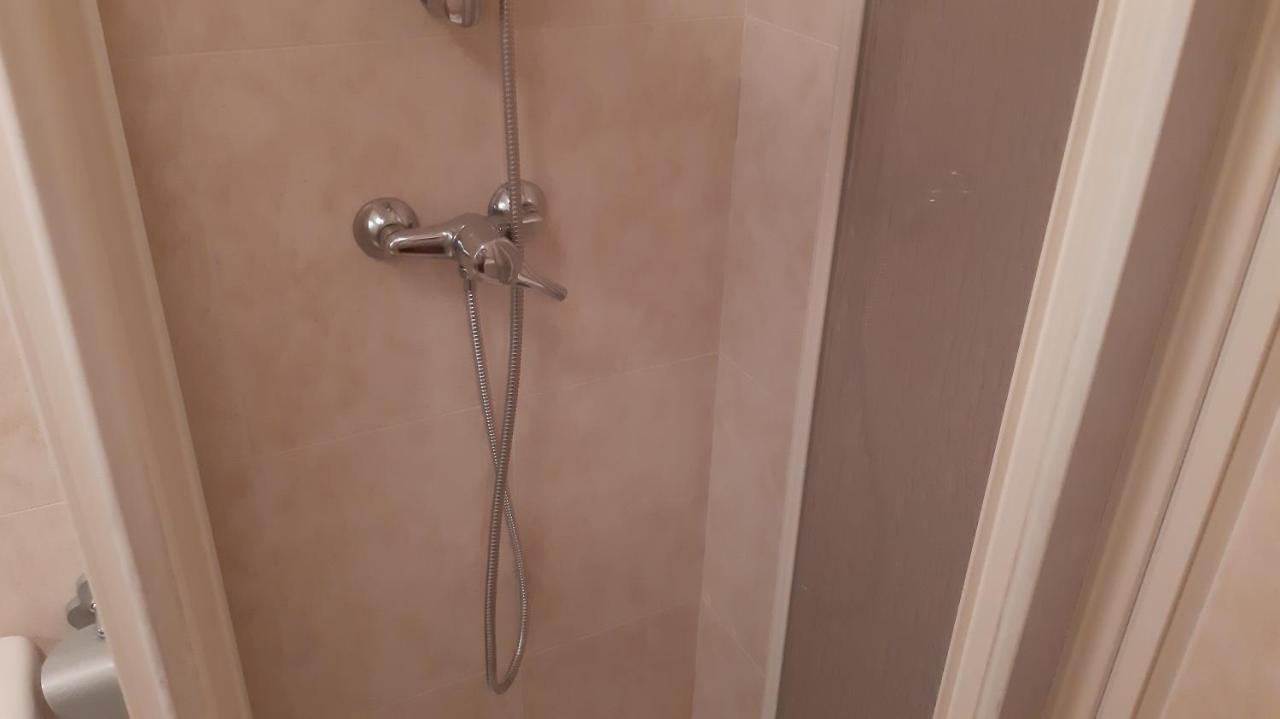 Piso Tranquilo Ponferrada Apartment Luaran gambar