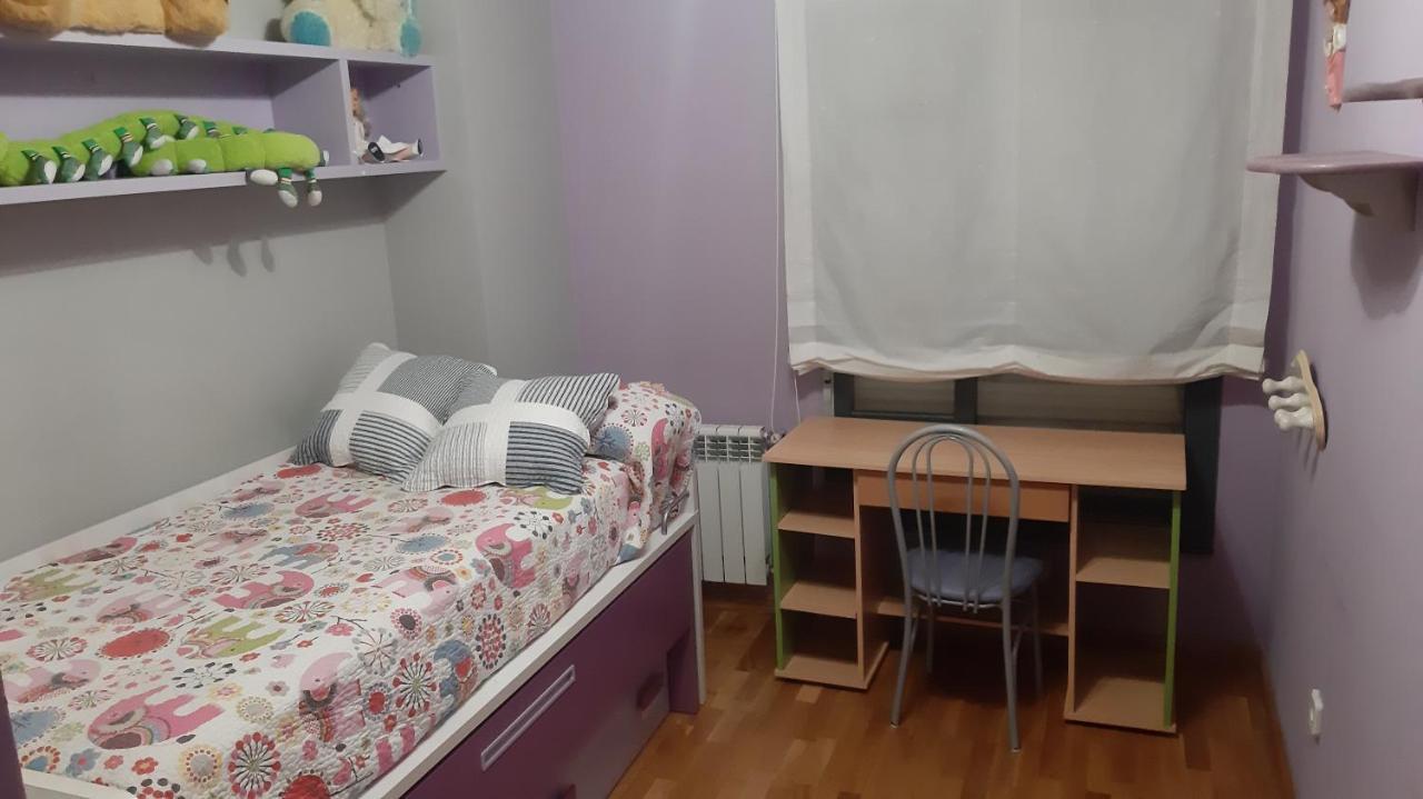 Piso Tranquilo Ponferrada Apartment Luaran gambar